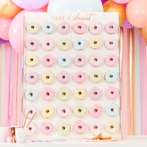 Donut-Wand Mix It Up mit Ständerseiten und Haltestiften